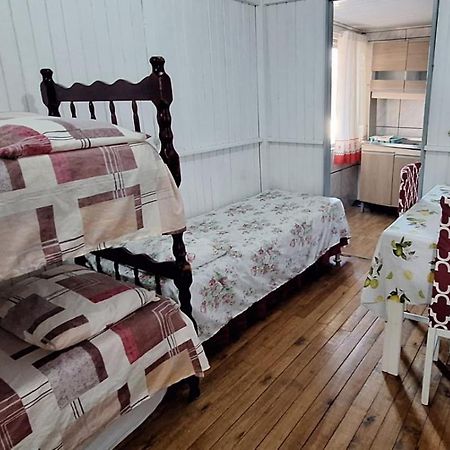 فيلا Casa De 2 Quartos Com 2 Ares-Condicionados Em Torres-Rs - Na Mais Bela Praia Gaucha - Cozinha - Banheiro - Tv Smart 32 E Wi-Fi - Estacionamento - Anfitria Superhost No Bnb المظهر الخارجي الصورة