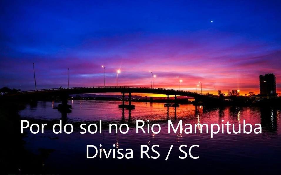 فيلا Casa De 2 Quartos Com 2 Ares-Condicionados Em Torres-Rs - Na Mais Bela Praia Gaucha - Cozinha - Banheiro - Tv Smart 32 E Wi-Fi - Estacionamento - Anfitria Superhost No Bnb المظهر الخارجي الصورة