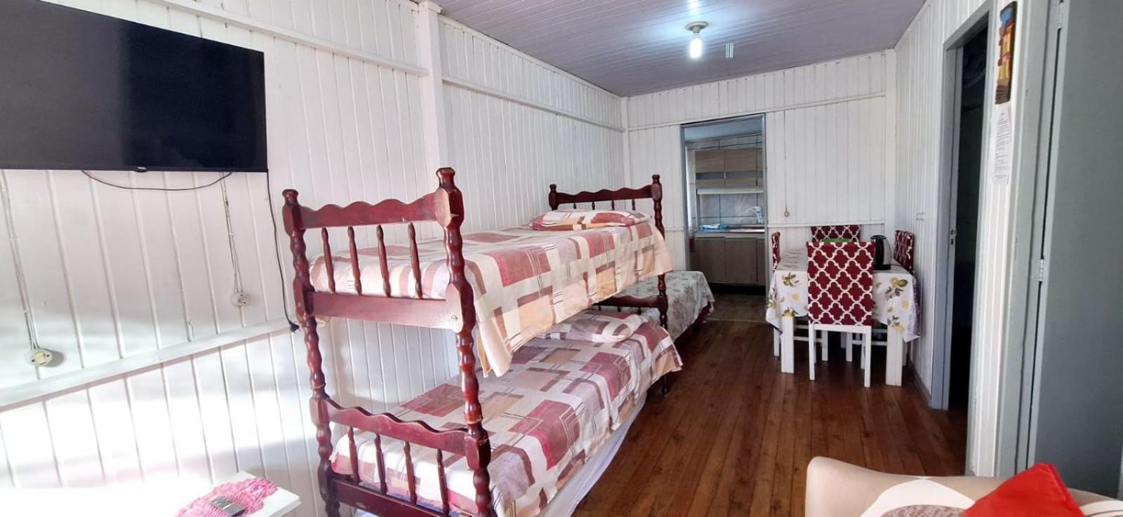 فيلا Casa De 2 Quartos Com 2 Ares-Condicionados Em Torres-Rs - Na Mais Bela Praia Gaucha - Cozinha - Banheiro - Tv Smart 32 E Wi-Fi - Estacionamento - Anfitria Superhost No Bnb المظهر الخارجي الصورة