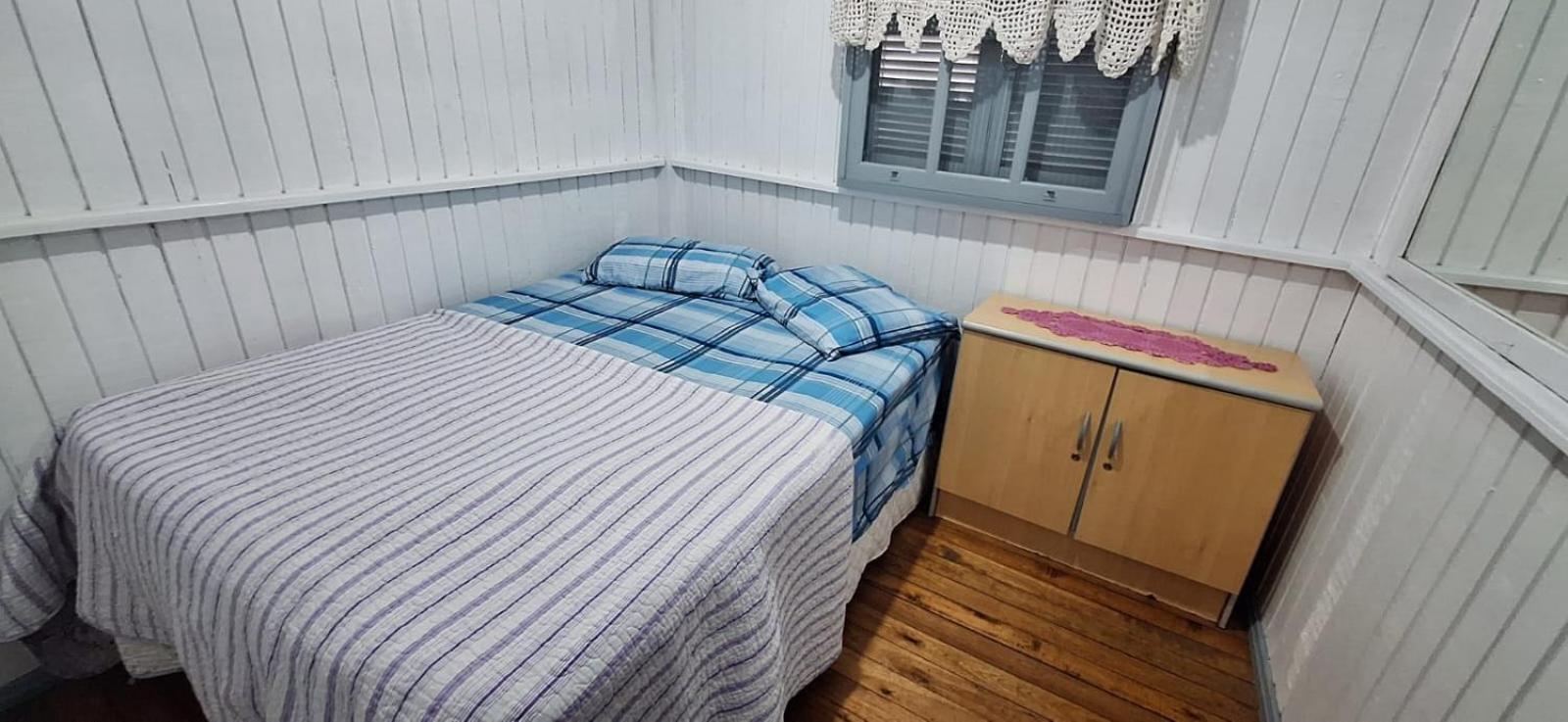 فيلا Casa De 2 Quartos Com 2 Ares-Condicionados Em Torres-Rs - Na Mais Bela Praia Gaucha - Cozinha - Banheiro - Tv Smart 32 E Wi-Fi - Estacionamento - Anfitria Superhost No Bnb المظهر الخارجي الصورة